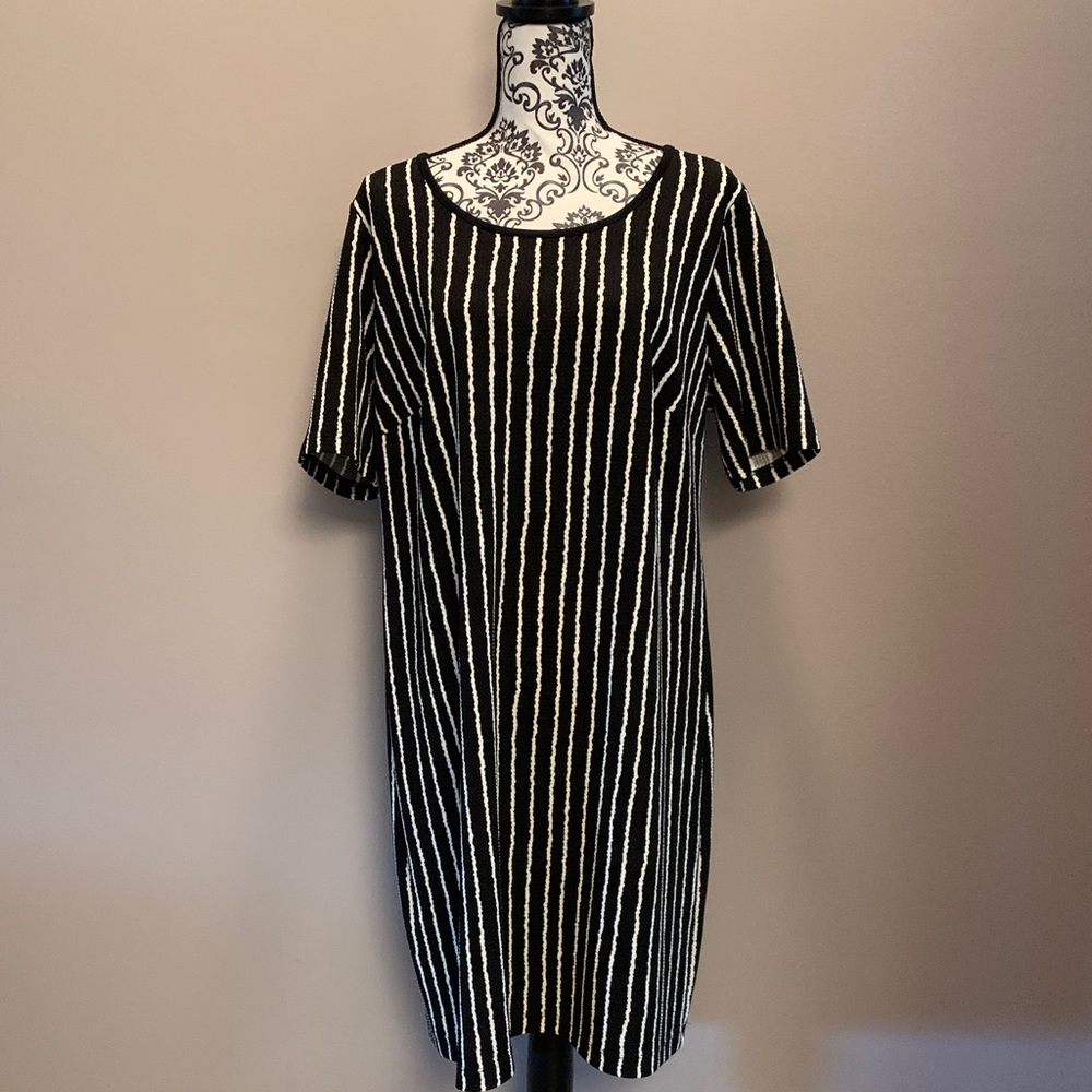 Eloquii Size 16 Black and White Striped Dress